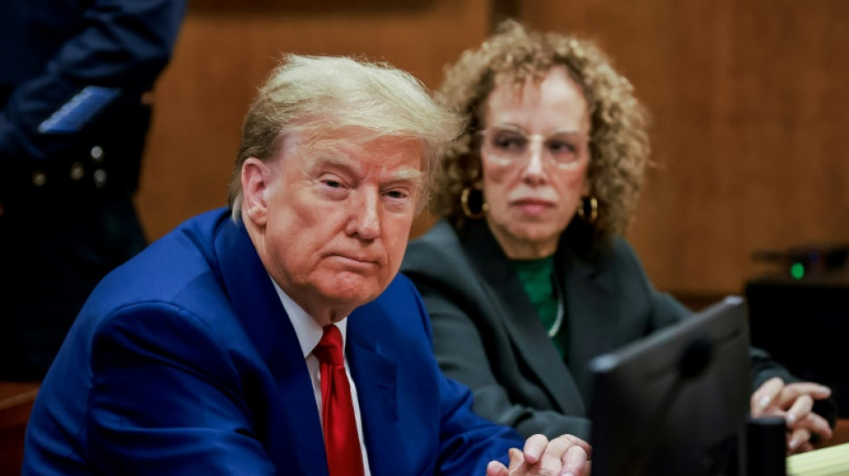 Le proc&egrave;s p&eacute;nal historique de Trump s'ouvre en pleine campagne pr&eacute;sidentielle
