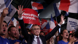 Pr&eacute;sidentielle: aux c&ocirc;t&eacute;s de Boualem Sansal, Retailleau promet de "remettre la France &agrave; l'endroit"