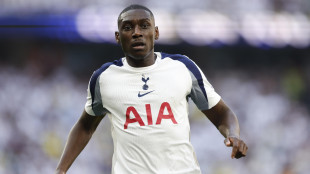 Calcio: Juve annuncia Kolo Muani, arriva a titolo definitivo