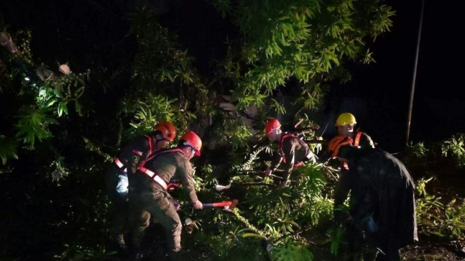 Philippines: 400.000 &eacute;vacu&eacute;s et 3 morts au passage de la temp&ecirc;te Bualoi