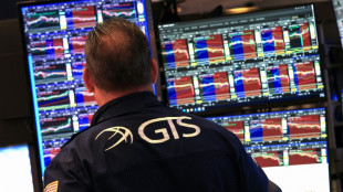 Wall Street ouvre en hausse, se reprend apr&egrave;s la Fed