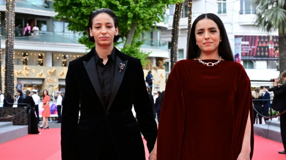 Filme franc&ecirc;s leva a Cannes o dilema de uma jovem mu&ccedil;ulmana que se atrai por mulheres