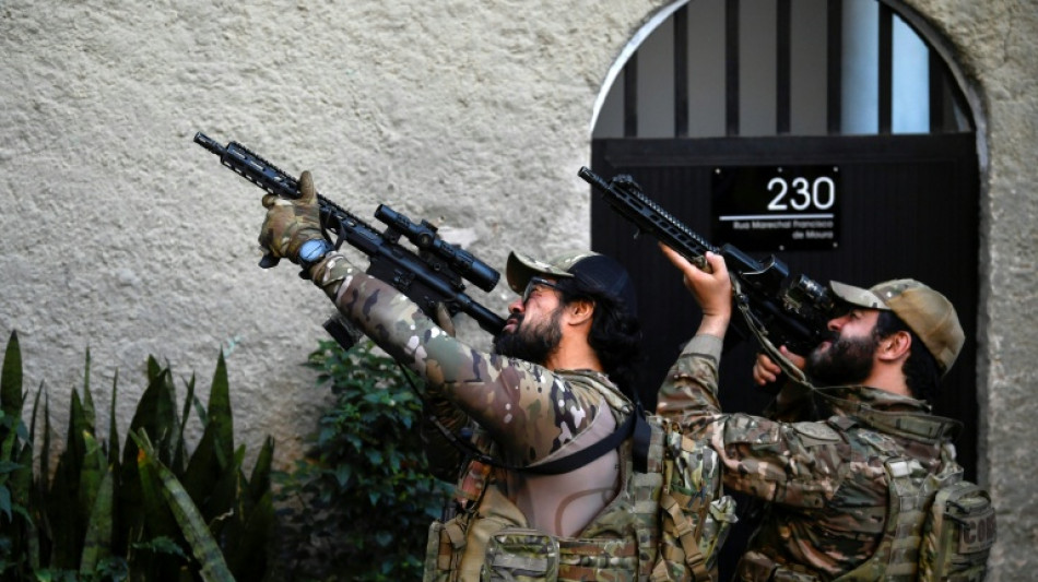 Shootout traps tourists at Rio sunrise lookout