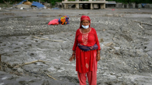 Amenaza de nuevas riadas tras el alud que dej&oacute; m&aacute;s de 550 muertos entre Nepal y China