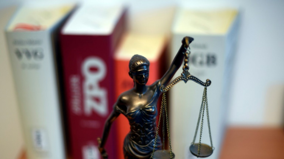 Bundesgerichtshof best&auml;tigt lebenslange Haft nach Mord und Unfallfahrt mit Leiche