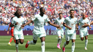 Fran&ccedil;a goleia Noruega (4-1) e avan&ccedil;a como l&iacute;der do Grupo I da Copa