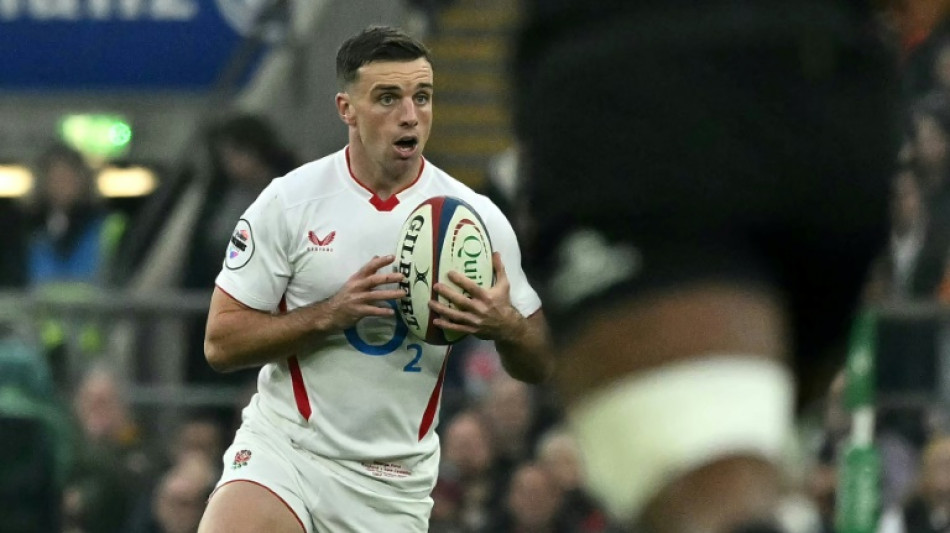 Ford steers England to rare win over New Zealand  