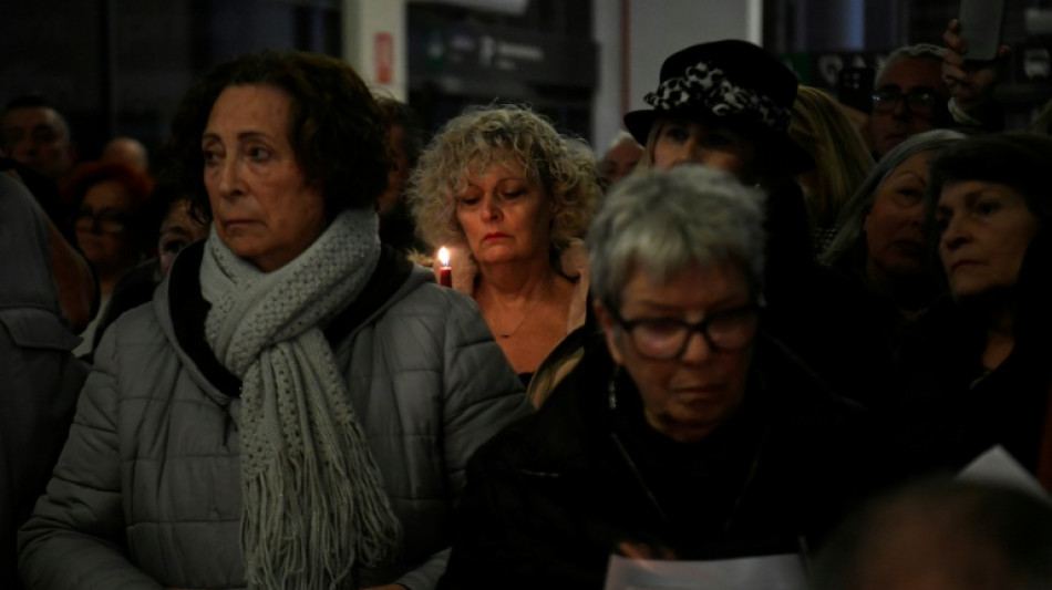 Actos de recuerdo a las v&iacute;ctimas del accidente ferroviario en Espa&ntilde;a cuando se cumple una semana