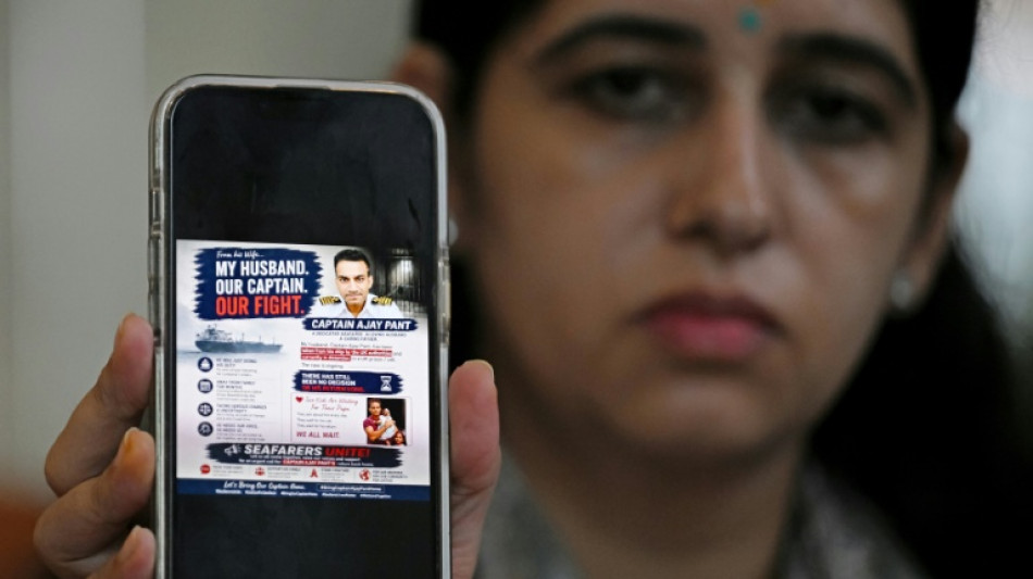 Capit&atilde;o indiano detido em Londres por transportar petr&oacute;leo russo &eacute; 'bode expiat&oacute;rio', diz esposa
