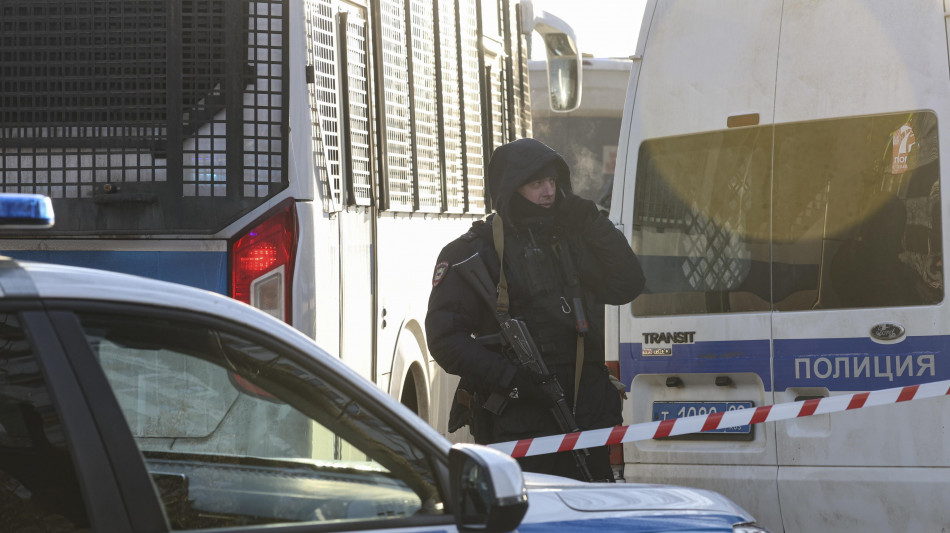 Media russi, 'nel locale di Mosca era in corso una festa con un generale'