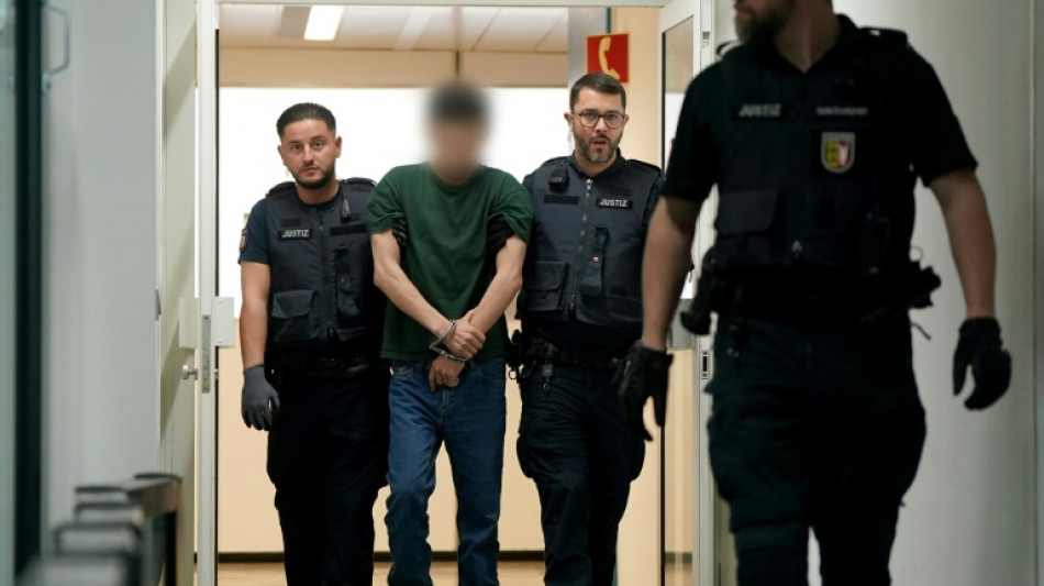 Lebenslange Haft f&uuml;r t&ouml;dliche Messerattacke in Regionalzug bei Brokstedt 