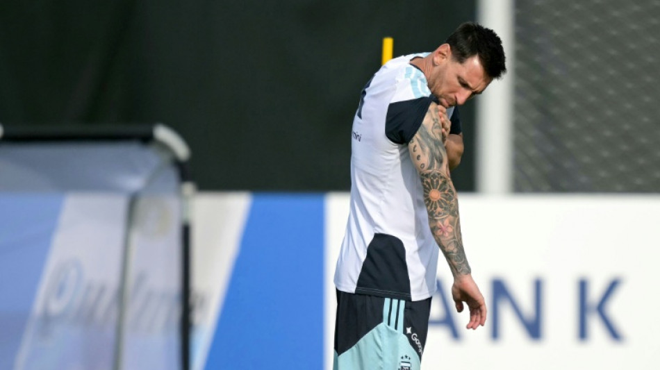 Messi participa de treino da Argentina em Kansas City 
