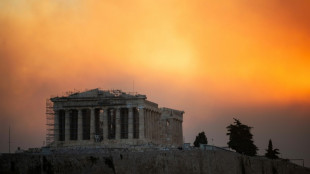Waldbrand r&uuml;ckt n&auml;her auf griechische Hauptstadt Athen zu