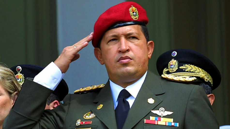 25 ans de pouvoir chaviste au Venezuela: entre "tragédie" et "succès"