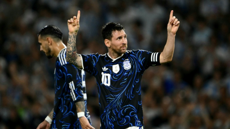 Com Flaco L&oacute;pez, Argentina divulga lista de convocados para a Copa do Mundo
