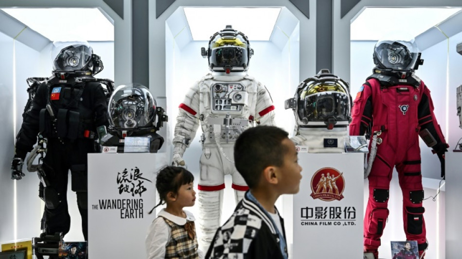 Chinese sci-fi fans over the moon at Chengdu Worldcon