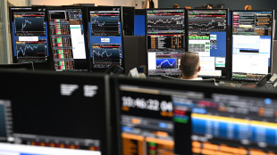 Borsa: Europa prosegue in rialzo, Milano +0,6% con le banche