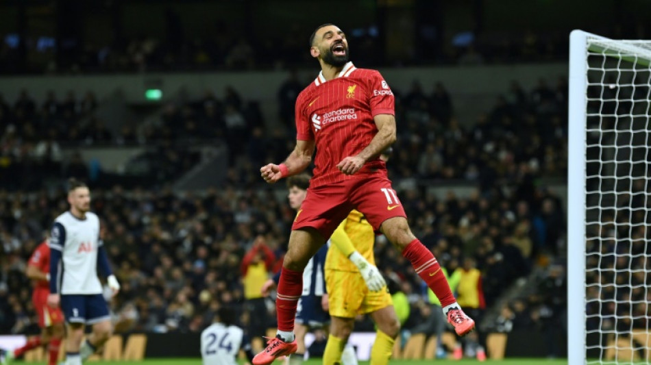 Liverpool vence Leicester e abre 7 pontos de vantagem na lideran&ccedil;a do Ingl&ecirc;s