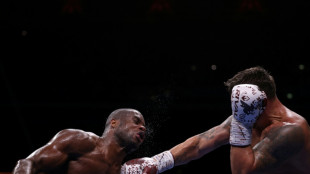 Dubois vows to take out 'trash' WBO heavyweight champion Wardley