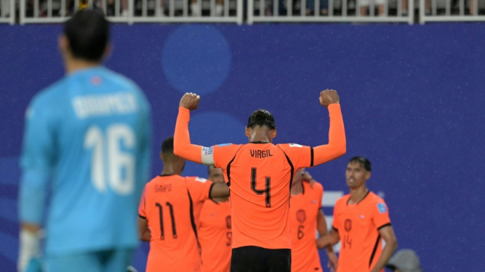 Orange wave: Dutch World Cup dream gathers pace  