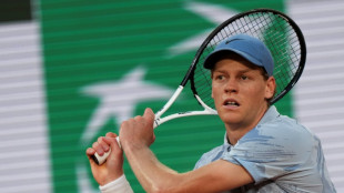 Ruthless Sinner powers into French Open second round