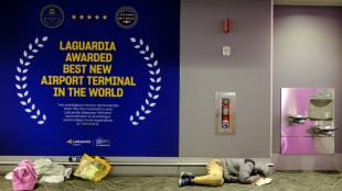 C&acirc;mara de Representantes vota pelo fim do 'shutdown' mais longo da hist&oacute;ria dos EUA