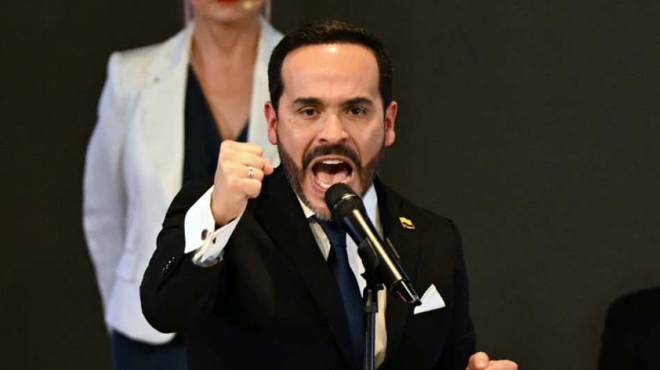 Presidente eleito da Col&ocirc;mbia, de la Espriella, acusa Petro de querer dar 'golpe de Estado'