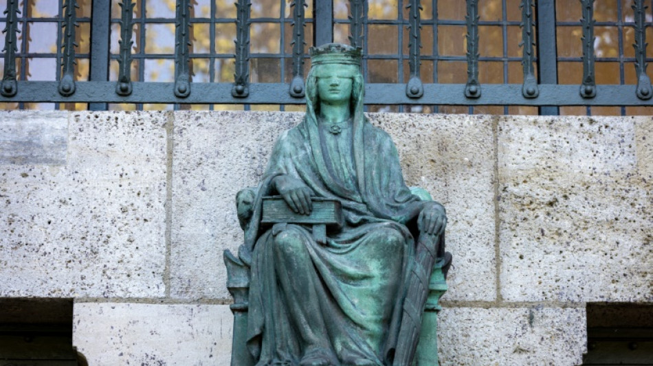 Freiheitsstrafe f&uuml;r krebskranke Berlinerin wegen Ertr&auml;nkens von kleinem Sohn