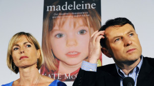 Mulher &eacute; condenada por assediar pais de Madeleine McCann
