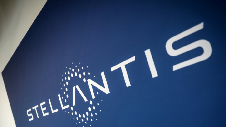 Stellantis va investir un milliard d'euros pour la production de v&eacute;hicules &eacute;lectriques &agrave; Mulhouse, annonce Macron