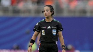 Katia Garc&iacute;a honra a M&eacute;xico con su hist&oacute;rico arbitraje en el Mundial