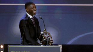 Ousmane Demb&eacute;l&eacute; &eacute; eleito o melhor jogador do Campeonato Franc&ecirc;s