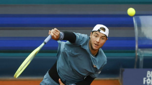 Regen und Dunkelheit: Struff muss in M&uuml;nchen nachsitzen