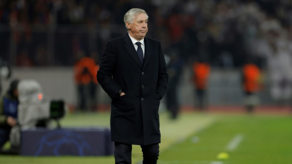 Ancelotti dice que las cr&iacute;ticas del Barcelona al arbitraje "no son de profesionales"