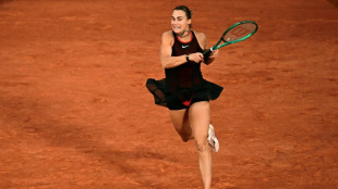 Sabalenka homes in on French Open semis