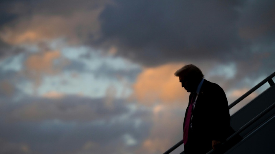 Colombia denuncia una amenaza de "invasi&oacute;n" de EEUU y llama a consultas a su embajador