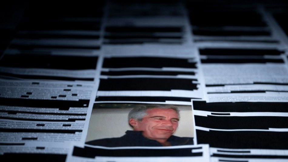Ungeschw&auml;rzte Namen in Epstein-Akten: Opfer verklagen US-Regierung und Google