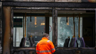 Governo irland&ecirc;s denuncia confrontos em Dublin ap&oacute;s ataque com faca