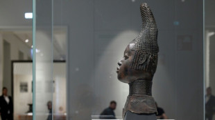 Des bronzes expos&eacute;s une derni&egrave;re fois &agrave; Berlin avant leur restitution au Nigeria