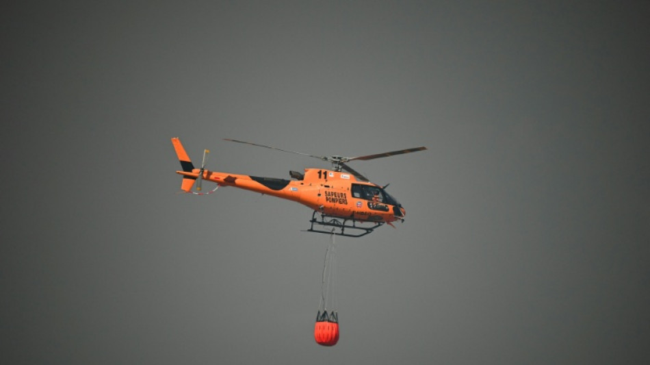 Le Sud en proie &agrave; des feux pr&eacute;matur&eacute;s, violents, boost&eacute;s par les "&eacute;v&eacute;nements climatiques"