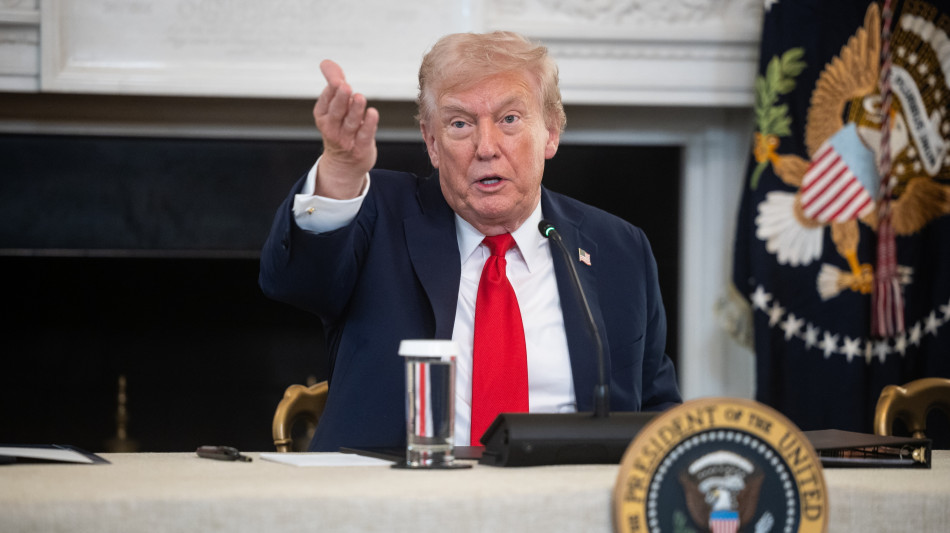 Trump,Israele e Hamas hanno firmato la prima fase del piano pace