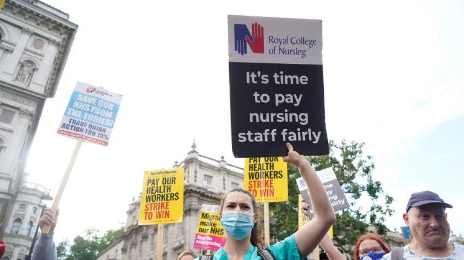 Pflegekr&auml;fte in Gro&szlig;britannien beginnen beispiellosen Streik