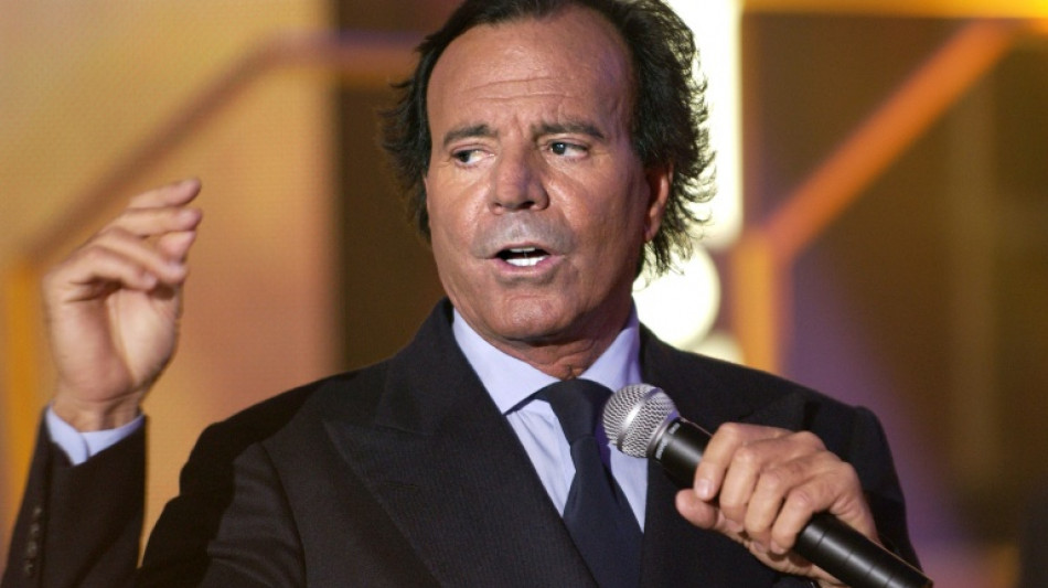 Vorw&uuml;rfe der sexuellen Gewalt: Julio Iglesias bekommt Unterst&uuml;tzung von Weggef&auml;hrten