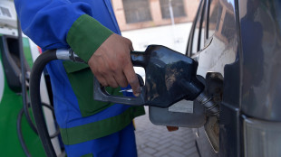 Prezzo petrolio in aumento, Wti scambiato a 85,11 dollari