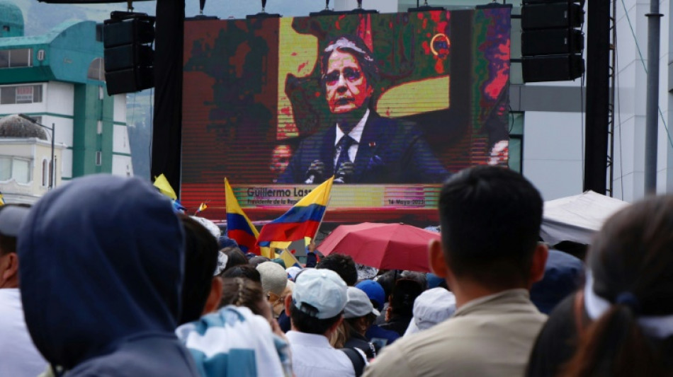 Ecuadors von Amtsenthebung bedrohter Pr&auml;sident l&ouml;st Parlament auf