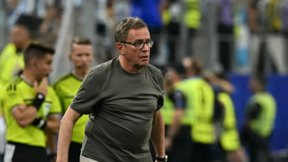'Messi est&aacute; em outro n&iacute;vel', admite t&eacute;cnico da &Aacute;ustria