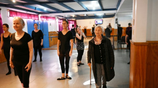 Au Chili, &agrave; 100 ans, elle fait danser la vieillesse