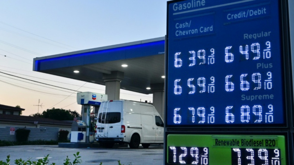 Inflaci&oacute;n de EEUU se desacelera en junio por ca&iacute;da de precios de la gasolina