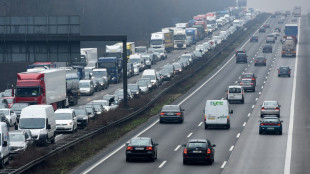 Habeck will einzelne L&uuml;cken im Autobahnnetz schlie&szlig;en