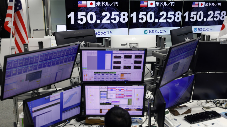 Borsa: l'Asia scivola dopo Wall street, male Seul (-3%)